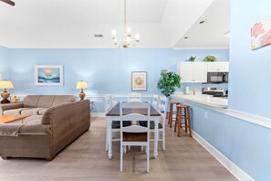 Interior - Golf Villa Haven | Pool View | Blocks to Beach Fun | Magnolia Place 4765-303 (Myrtle Beach)