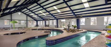 屋内プール、温水プール