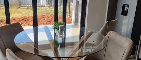 تناول الطعام