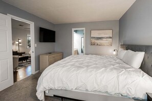 2 bedrooms, iron/ironing board, free WiFi, bed sheets - The Golfer's Perfect Hideout | Cypress Bay | Cypress Bay EE15 (Little River)