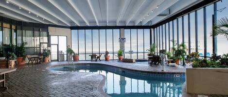 Een verwarmd zwembad