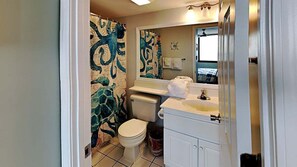 Shower, towels - SBC | Beautiful 2BR | Oceanfront Condo | w/ pools! | SBC 515 (Myrtle Beach)
