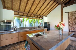 Private kitchen - Villa Kelapa di Sawah (Ubud)