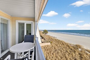 Property grounds - A Place at the Beach VI C309, Beautiful Oceanfront Escape in Myrtle Beach (Myrtle Beach)