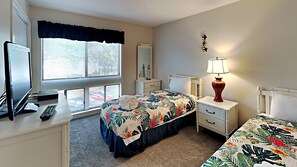 2 chambres, fer et planche à repasser, Wi-Fi gratuit, draps fournis