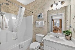 Shower, hair dryer, towels - Arbor Trace 724, Tranquil Golf Views, Walk to Tee Time Daily (North Myrtle Beach)