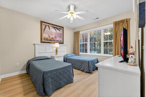 2 bedrooms, iron/ironing board, free WiFi, bed sheets - Arbor Trace 724, Tranquil Golf Views, Walk to Tee Time Daily (North Myrtle Beach)