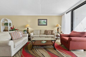 TV - Brigadune 14D, Condo Rental | Oceanfront Views | Myrtle Beach (Myrtle Beach)