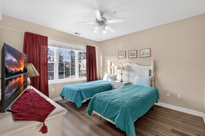 2 chambres, fer et planche à repasser, Wi-Fi gratuit, draps fournis