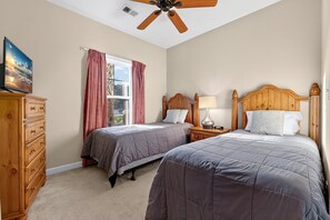 2 bedrooms, iron/ironing board, free WiFi, bed sheets - Willow Bend 414 - Barefoot (North Myrtle Beach)