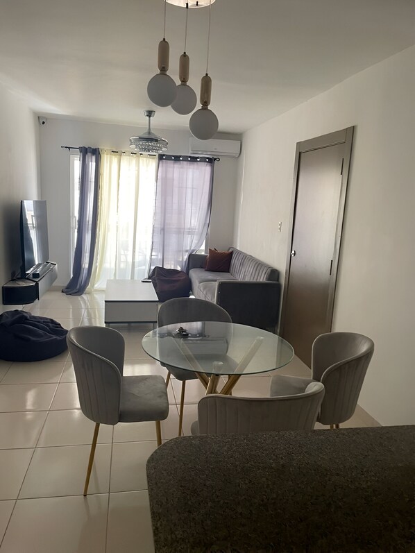 Apartment, Courtyard View | Living area - ANTARES DEL ESTE 2 (Santo Domingo Este)