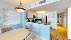 Fridge, microwave, oven, stovetop - Atlantica 557, Condo | Ocean Views in Myrtle Beach (Myrtle Beach)