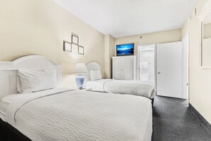 2 slaapkamers, een strijkplank/strijkijzer, gratis wifi, beddengoed
