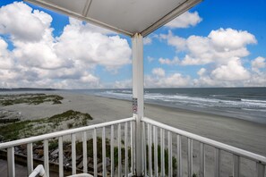 Property grounds - Oceanfront 2BD- Cherry Grove Point- Ocean View K3 (North Myrtle Beach)