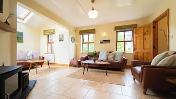 Televisie en een open haard