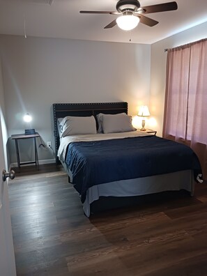 2 bedrooms, iron/ironing board, WiFi, bed sheets - Sweet Home 5 (Franklin)