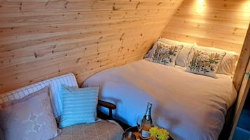 1 habitación, wifi y ropa de cama