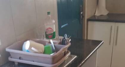 3 Bed House - Sleeps 6 - Garden - Parking - Wifi