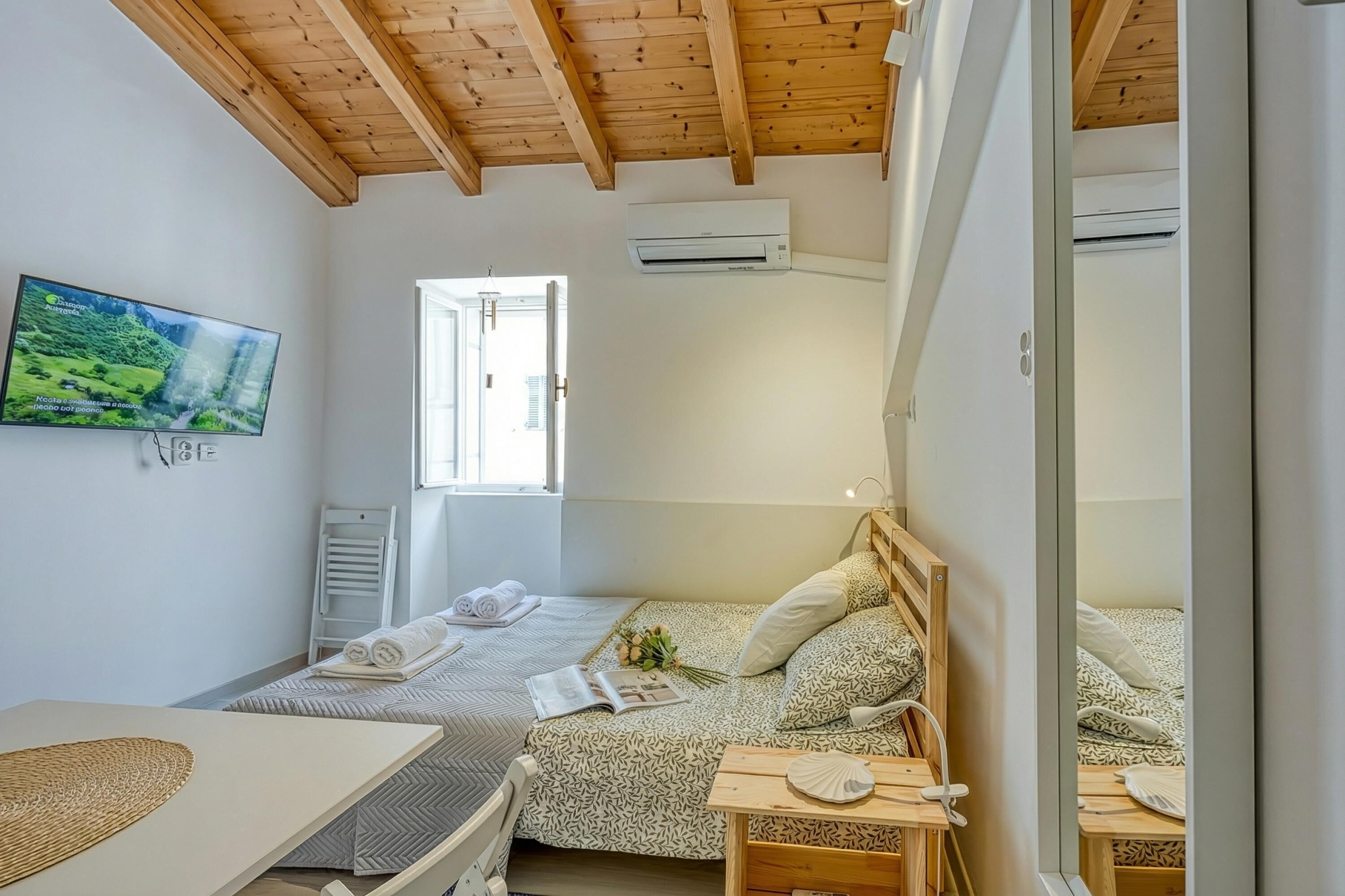 Ferros/tábuas de passar roupa, Wi-Fi de cortesia, roupa de cama