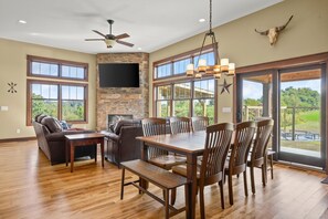 تناول الطعام