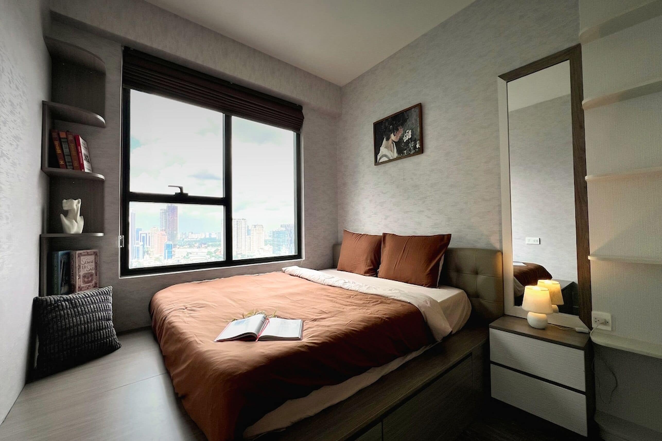 Superior Apartment, 2 Bedrooms, Kitchen, City View | Desk, laptop workspace, blackout drapes, soundproofing