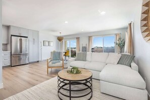 TV, fireplace, offices