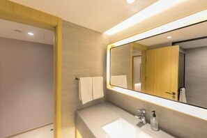 Bathroom - JI Hotel (Beijing)