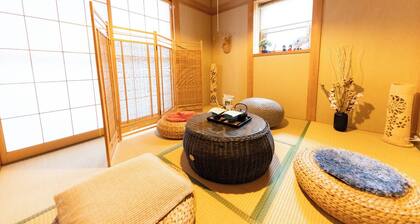 NOT A HOME Kameari Station 5 min. walk Free parking Disney Haneda Airport bus direct 90m2 Tea ceremony experience