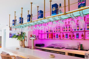 Bar (on property) - The One Cozy Living (Pattaya)