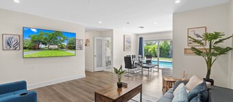 Imperial Point Pool House!