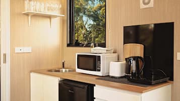 Fridge, microwave, stovetop, toaster