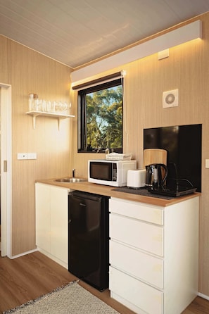Fridge, microwave, stovetop, toaster - Rowsley Valley Tiny House 2 by Tiny Away (Glenmore)
