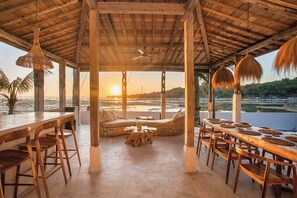 Living area - Sunset House Ceningan (Ceningan Island)