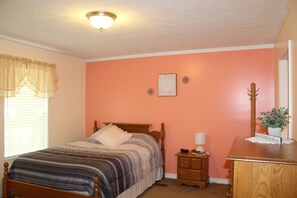 3 Schlafzimmer, Bügeleisen/Bügelbrett, WLAN, Bettwäsche