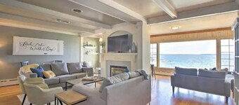 Beautiful 7BR 5BA Home on Leech Lake
