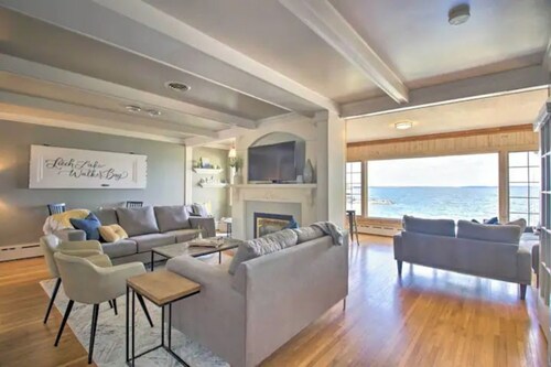 Spacious 7BR Leech Lake Home | 7 Bed, 5 Bath