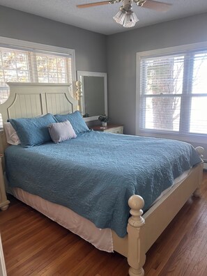 7 bedrooms, iron/ironing board, WiFi, bed sheets - Spacious 7BR Leech Lake Home | 7 Bed, 5 Bath (Walker)