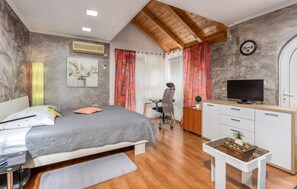 1 habitación, wifi gratis y ropa de cama 