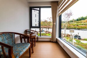 Room - Yi Xuan Ju Deluxe Lnn and Suites (Yi County)