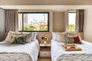 2 Schlafzimmer, Schreibtisch, Bügeleisen/Bügelbrett, WLAN
