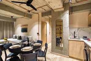 Dining - Caliza Roma | Deluxe Residence w/Balcony & SPA (Ciudad de México)