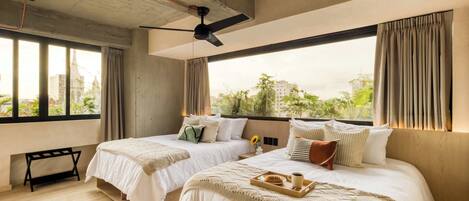 2 bedrooms, desk, iron/ironing board, WiFi