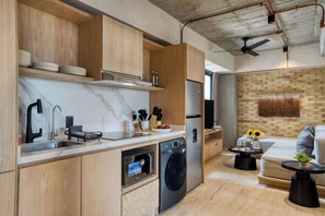 Fridge, microwave, stovetop, coffee/tea maker
