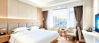 Home Inn Ruibai Cloud Hotel (Longyan Railway Station Zhongshan Road Branch)