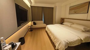 Room - Home Inn Ruibai Cloud Hotel (Longyan Railway Station Zhongshan Road Branch) (Longyan)