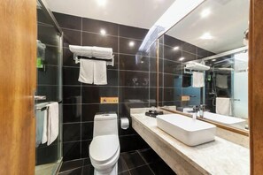 Room - Home Inn Ruibai Cloud Hotel (Longyan Railway Station Zhongshan Road Branch) (Longyan)