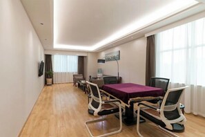 Room - Home Inn Ruibai Cloud Hotel (Longyan Railway Station Zhongshan Road Branch) (Longyan)