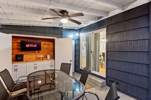 Dining - Main Street Retreat in Roseville (Roseville)