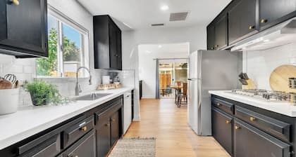Main Street Retreat in Roseville