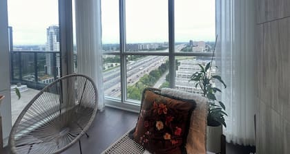 Entire 1BR Condo l Free Parking l min to Airport